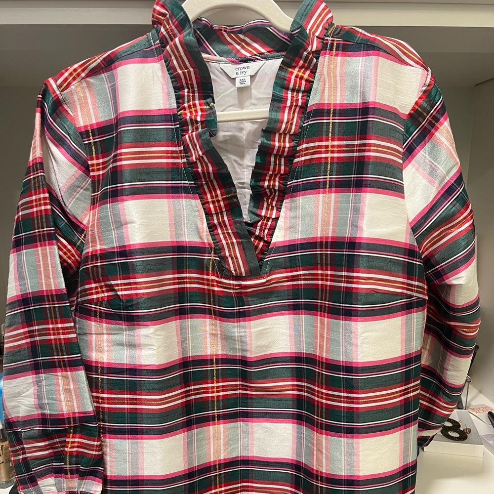 Ruffle Holiday Top size XXL